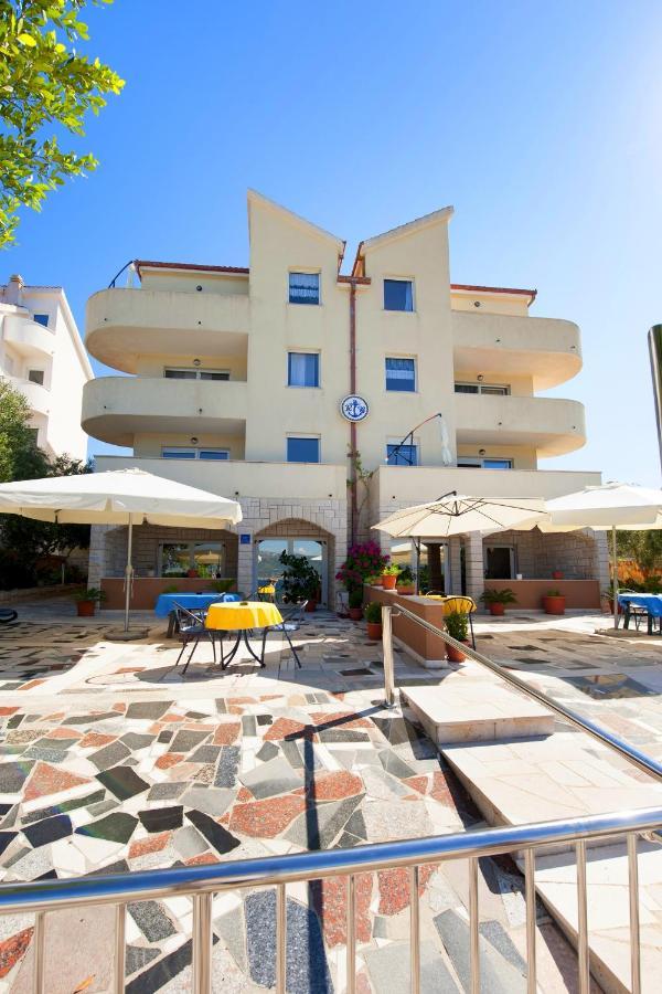 Apartments By The Sea Slatine, Ciovo - 10435 Luaran gambar