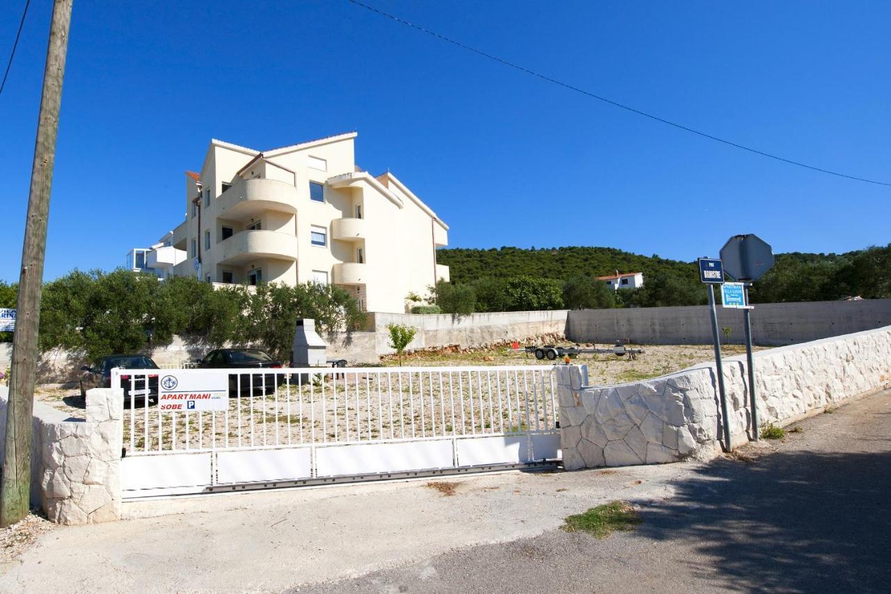 Apartments By The Sea Slatine, Ciovo - 10435 Luaran gambar